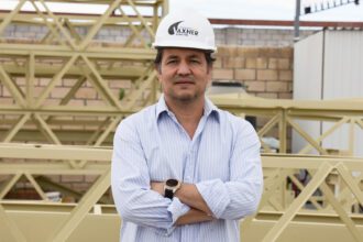 VAXHER, fundada por el ingeniero Adolfo Hermosillo, es una prueba sólida de que los negocios también se edifican con gratitud.