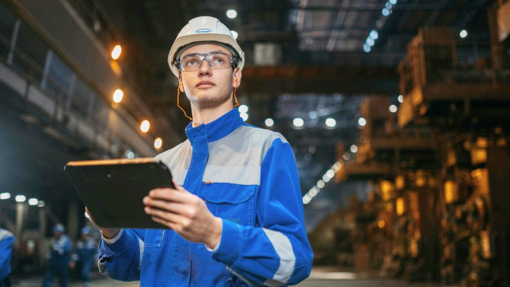 La industria en México ha mostrado una dinámica mixta, particularmente apoyada por los estados del norte y occidente de México.