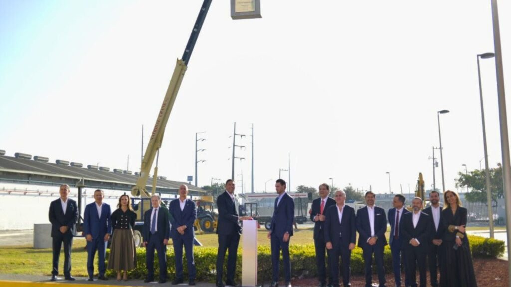 Banorte expande su Centro 'El Visionario' en Monterrey y rinde homenaje a Don Roberto González Barrera