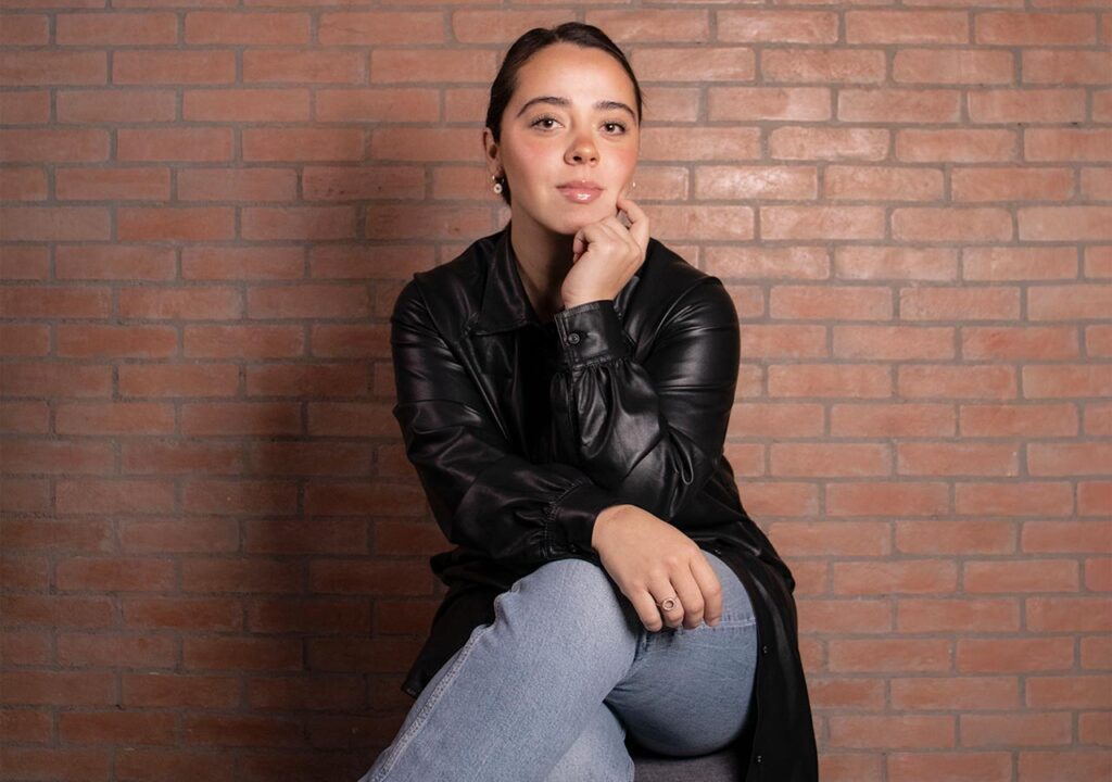 Le gusta enfocarse en el cuidado de la piel