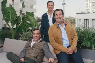 Carlos Errejón, director de estrategia, transformación y nuevos negocios; Juan José Errejón y Mauricio Martínez, directores generales
