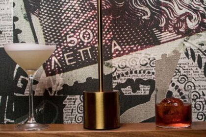 Spiky es un bar secreto dentro de Brava que revive el espíritu de los speakeasy con cocteles exclusivos, latería gourmet y una atmósfera íntima para solo 25 personas.