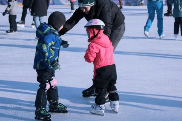 Monterrey ofrece una pista de hielo gratuita en Plaza Zaragoza