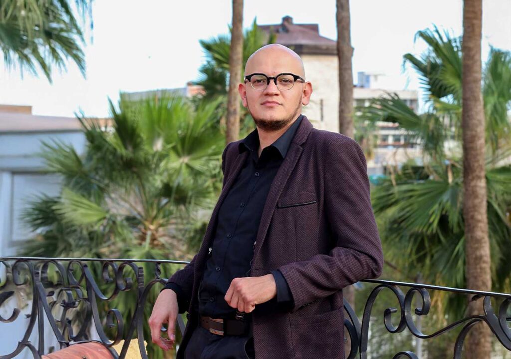 Fredo trabaja en el equipo de Comunicación y Difusión del Instituto Municipal de Cultura de Torreón