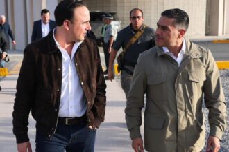 García Harfuch y Manolo Jiménez en su reunión en La Laguna