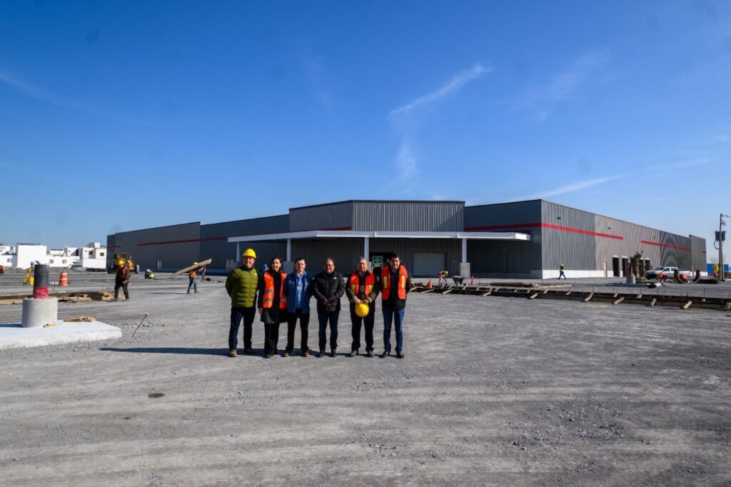 Autoridades locales supervisaron los avances de Costco Escobedo