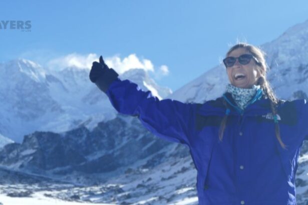 ¿Quién es Karla Wheelock? Es una alpinista mexicana originaria de Saltillo, reconocida internacionalmente por sus ascensos a las montañas más altas del mundo.