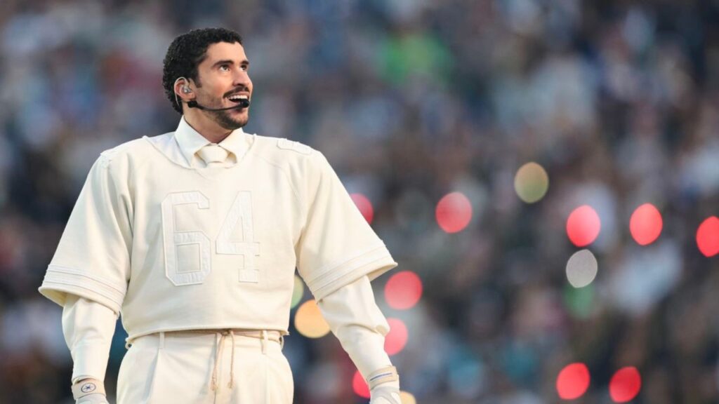 Bad Bunny rompe récord en el Super Bowl y estas serán sus ganancias