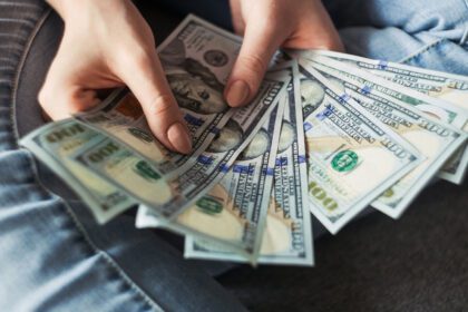 ¿Sube el dólar? Así cotiza este 23 de febrero