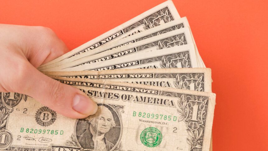 Infórmate sobre el precio del dólar en México HOY 27 de febrero