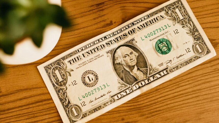 ¿Sube el dólar? Así se comporta el peso hoy viernes 20 de marzo