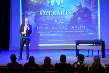 Óscar Martínez, barítono