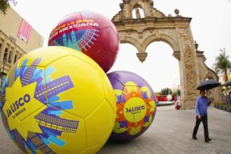 Todo sobre los balones gigantes en Guadalajara