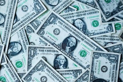 Precio del dólar hoy 28 de abril de 2026: peso retrocede y así cotiza en México