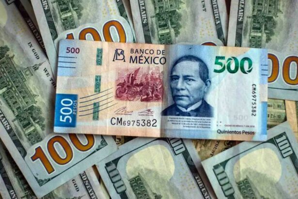 Tipo de cambio hoy 13 de abril: dólar sube y el peso pierde terreno