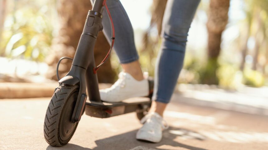 San Pedro implementa scooters eléctricos con 400 estaciones