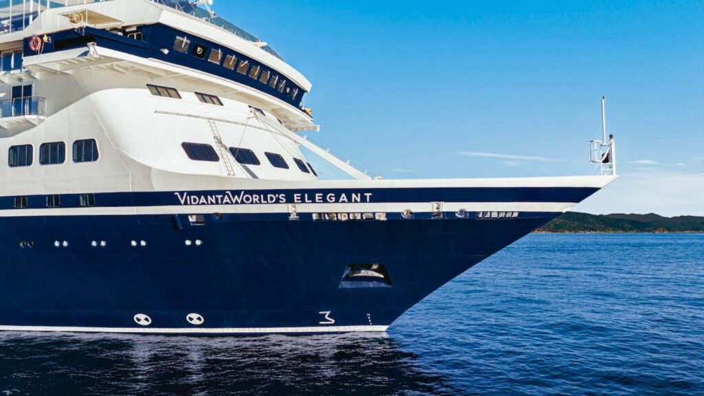 ELEGANT: El mega yate de VidantaWorld Voyages