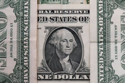 ¿Subió o bajó? Así amanece el precio del dólar en México este viernes 24 de julio de 2026