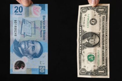 Así amanece el dólar hoy 10 de julio de 2026: Peso mexicano registra una ligera apreciación. Foto: ENVATO