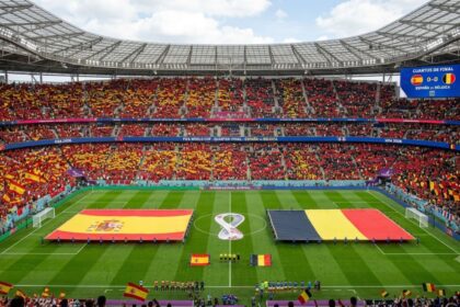 España vs Bélgica: Hora, canal y alineaciones confirmadas. Foto: Imagen generada con Gemini