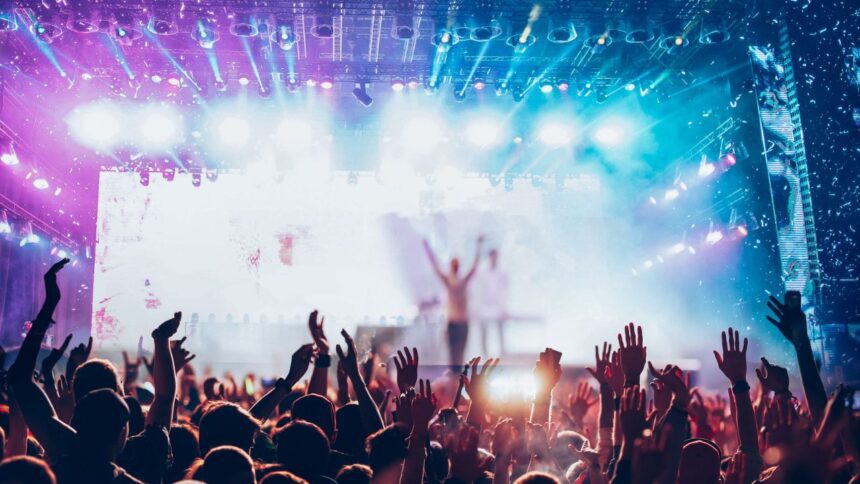 ¿Cuándo empiezan las Fiestas de Octubre 2026 en Guadalajara? Foto: ENVATO