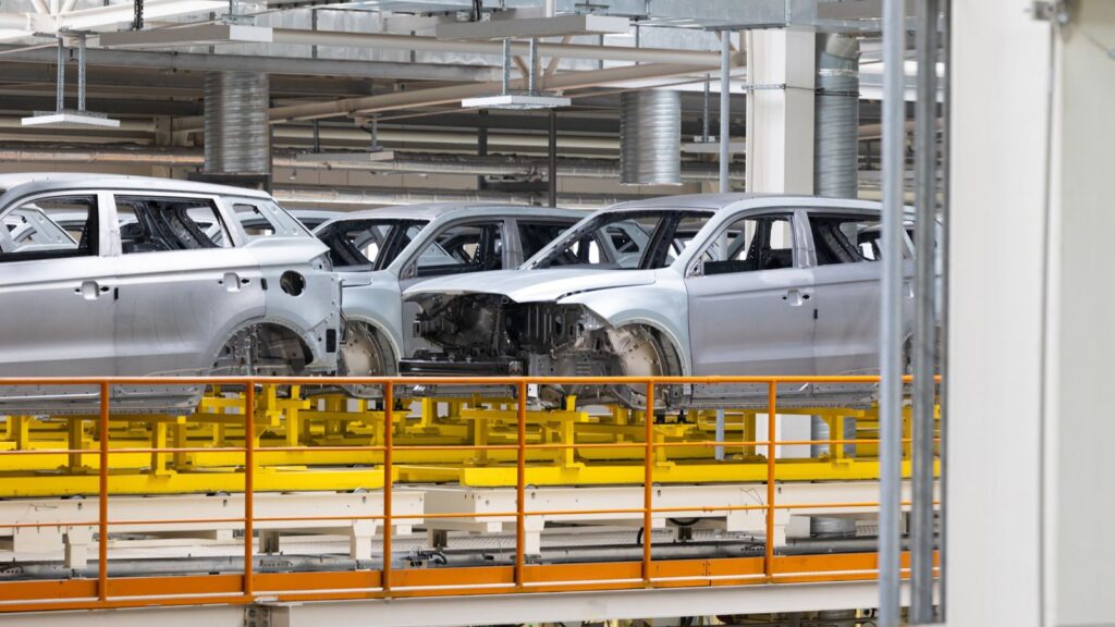 Toyota moverá parte de su producción de México a EU. Foto: ENVATO