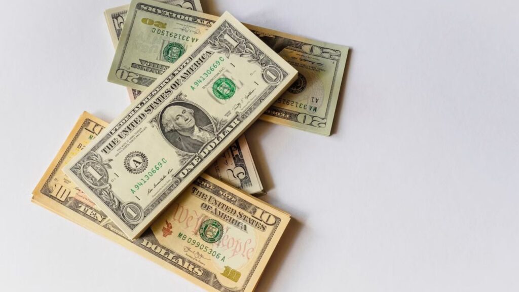 Dólar hoy 27 de agosto: Tipo de cambio en bancos de México