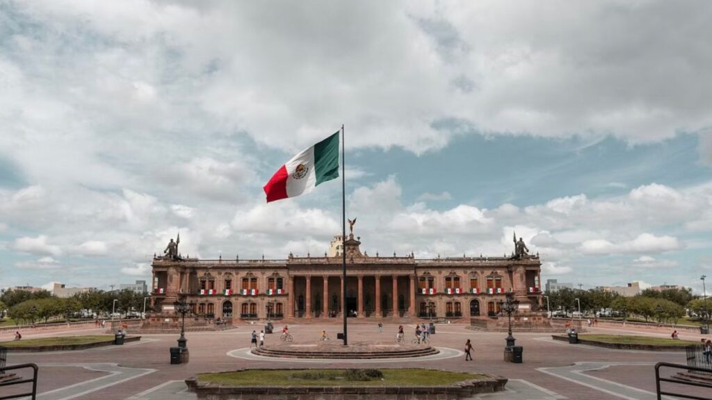 Qué calles estarán cerradas en el centro de Monterrey este 15 y 16 de septiembre