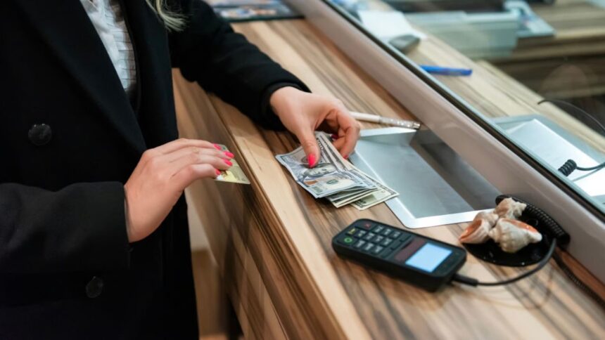 ¿Abren los bancos el 15 y 16 de septiembre de 2026?