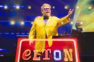 Proyecciones gratis de Elton John en Guadalajara: fechas y sedes
