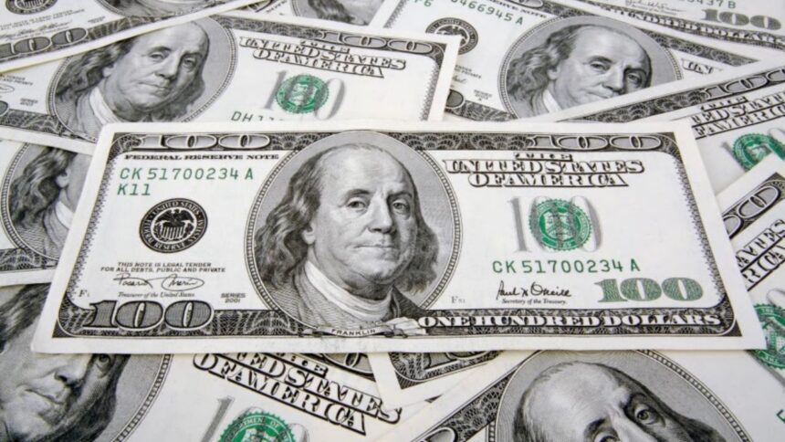 ¿Sube o baja el dólar? Así se mueve el peso mexicano este martes 20 de octubre