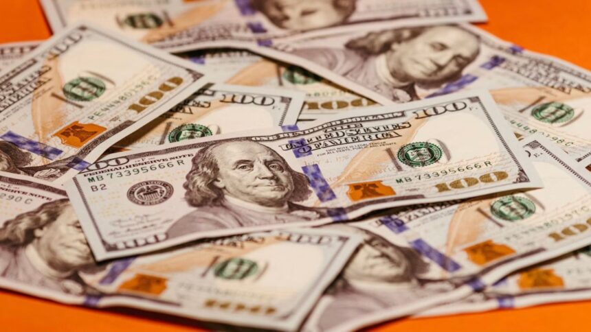 El peso mexicano pierde terreno este 9 de octubre: así amaneció el precio del dólar