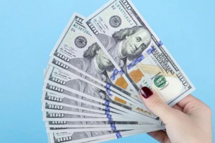 Dólar HOY 8 de octubre: Conoce el precio en bancos y el avance de la divisa