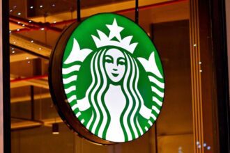 Rumor de compra de Chipotle por Starbucks: negativa oficial y efecto en bolsa