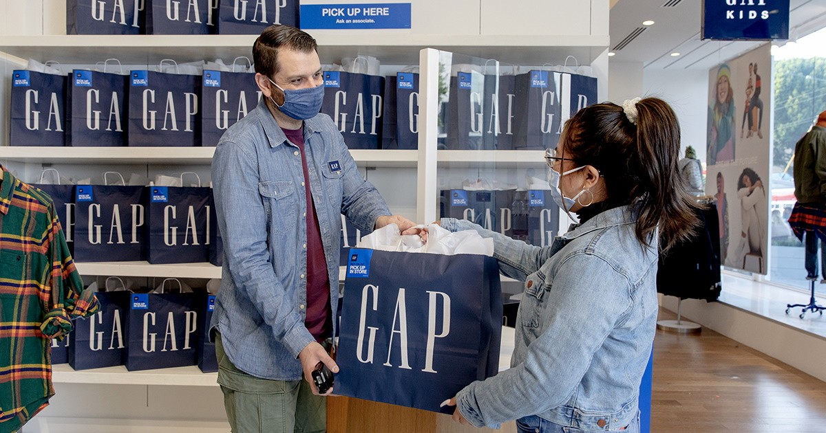 Gap abre tienda online en España: nuestros básicos favoritos
