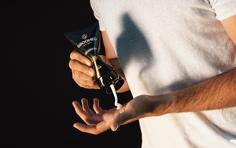 Groomed for men es una crema depiladora indolora para la zona íntima de los hombres.