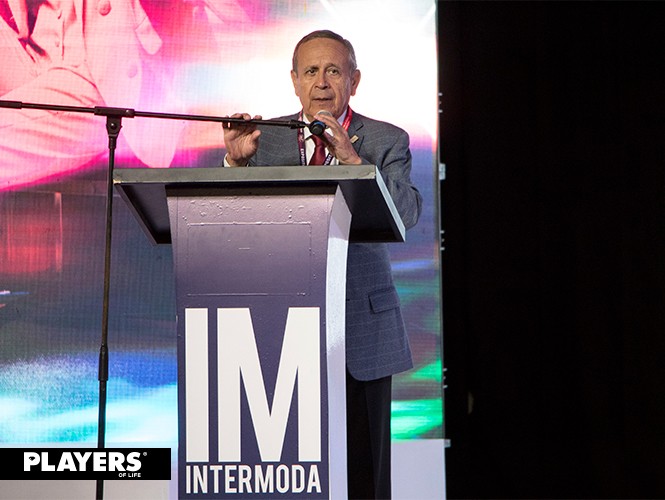 Roberto Santana Flores en la inauguración de Intermoda 77