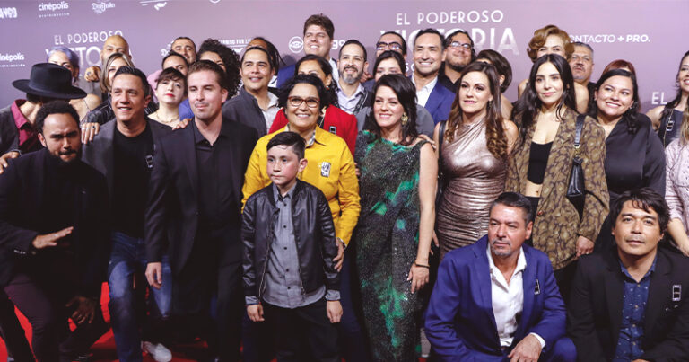 El Poderoso Victoria se estrenó en Guadalajara con grandes invitados