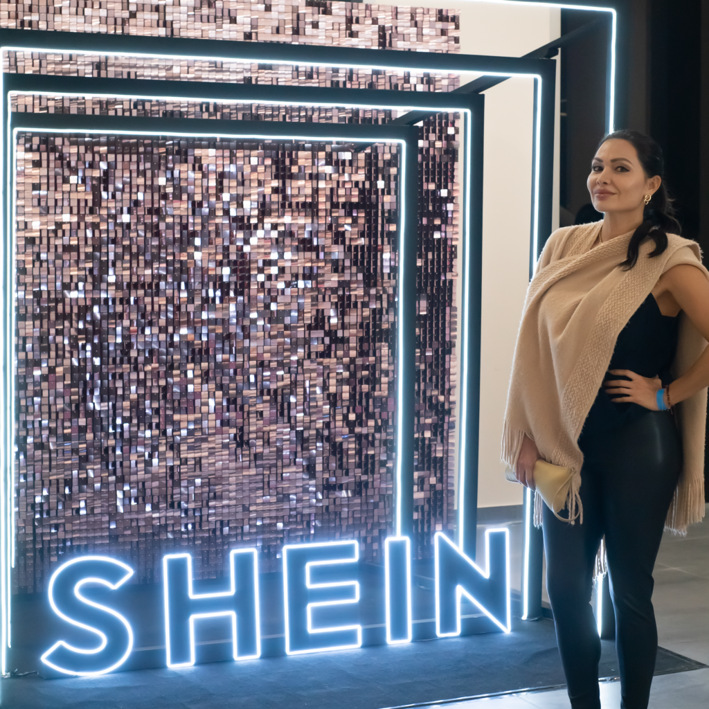 Carmen Soto en la Pop-Up store de Shein en Guadalajara