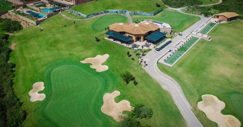 Tres campos de golf en Monterrey donde puedes vivir