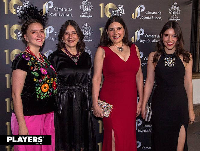 Ananda Chatillón, Flora María Sánchez, Gabriela Sánchez y Artemisa Ramírez.