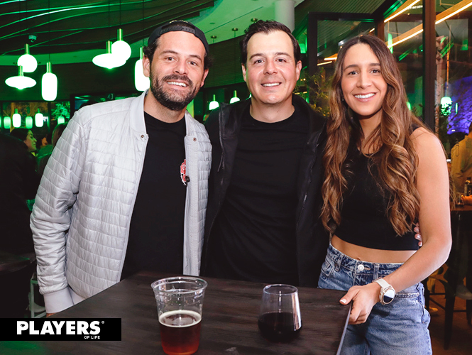 Claudio Vizcaíno, Pablo Mora y Andrea Galindo.