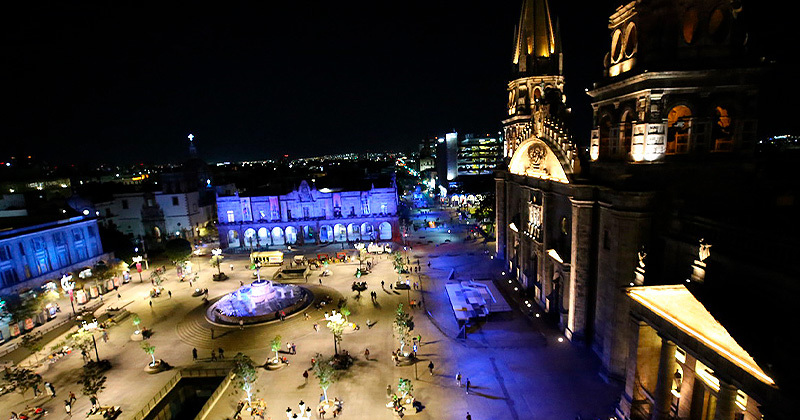 Centro histórico de Guadalajara iluminado
