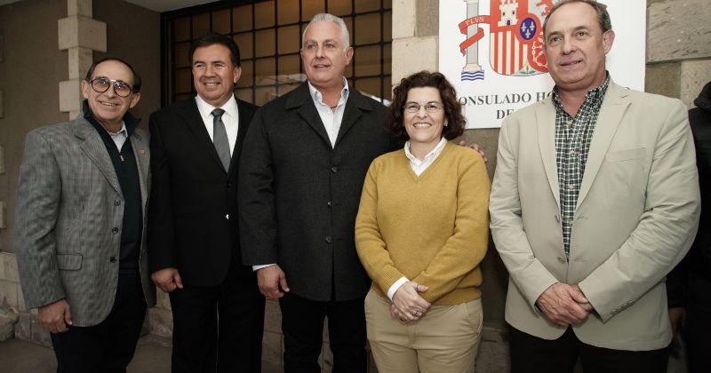 Inauguran la remodelación del Consulado Honorario de España