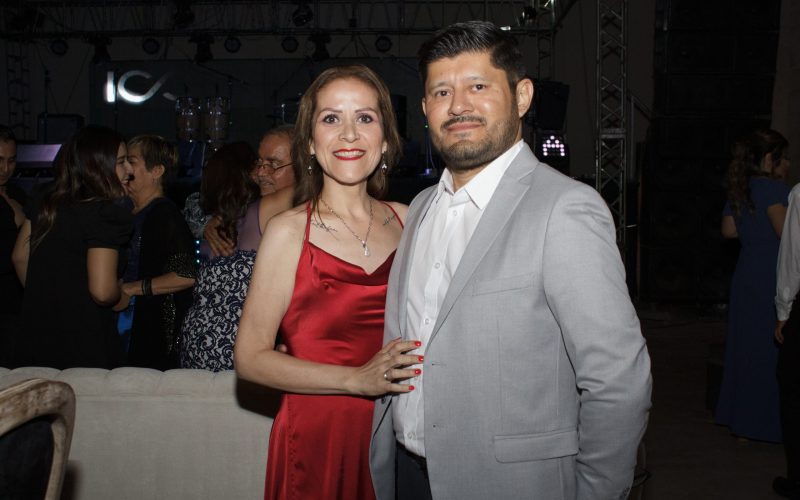 Cindy Ceniceros y Omar Benitez