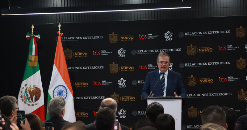 Marcelo Ebrard inaugura oficinas de Tata Consultancy