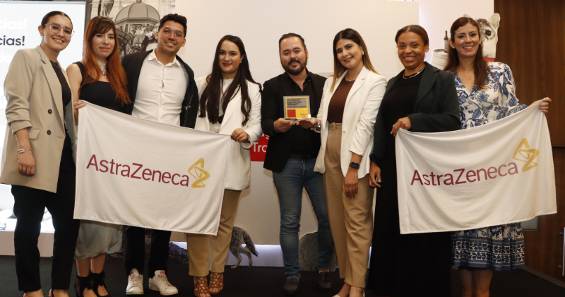 Colaboradores de Astra Zeneca celebran ser de los mejores lugares para trabajar 2023 en Jalisco en la categoría de más de 500 colaboradores