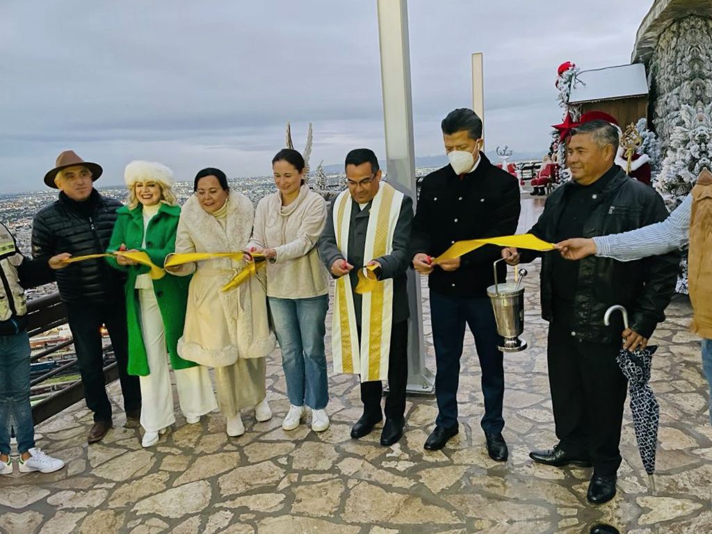 Se ilumina Puerto Noas: Arranca la temporada navideña en Torreón