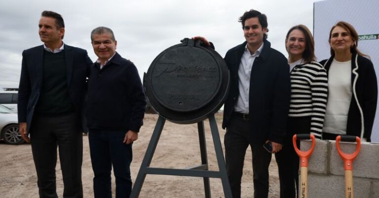 Colocan la primera piedra del Periférico Business Park en Torreón