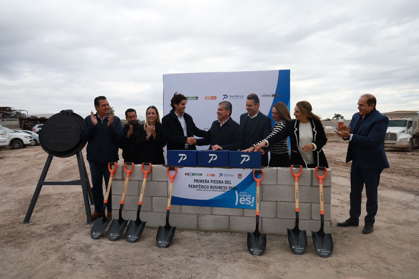 Colocan la primera piedra del Periférico Business Park en Torreón